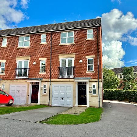 The Town House, Whole House Suitable For Contractors And Families Market Harborough Extérieur photo
