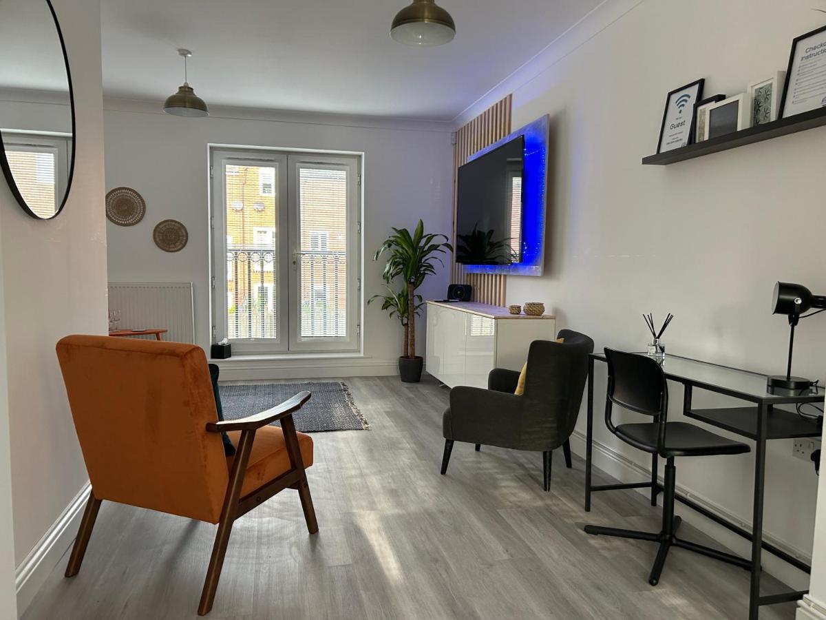 The Town House, Whole House Suitable For Contractors And Families Market Harborough Extérieur photo